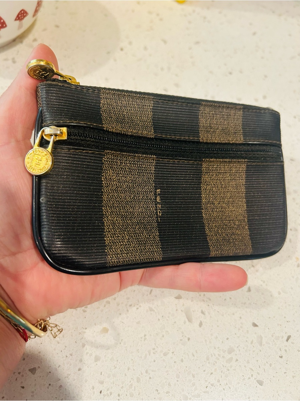 Excellent condition no rips, tares, stains or odors. Zippers work great!
